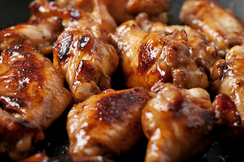 barbecued chicken pieces